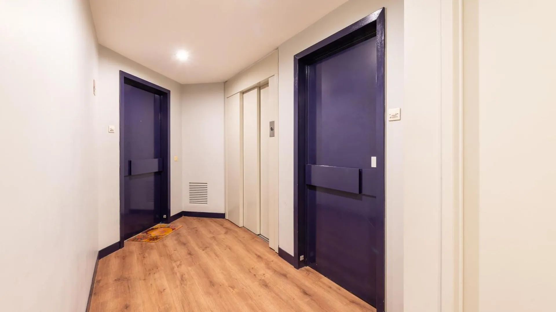 Trendy 1Bd Retreat With Patio Goutte D'Or Apartment Paris